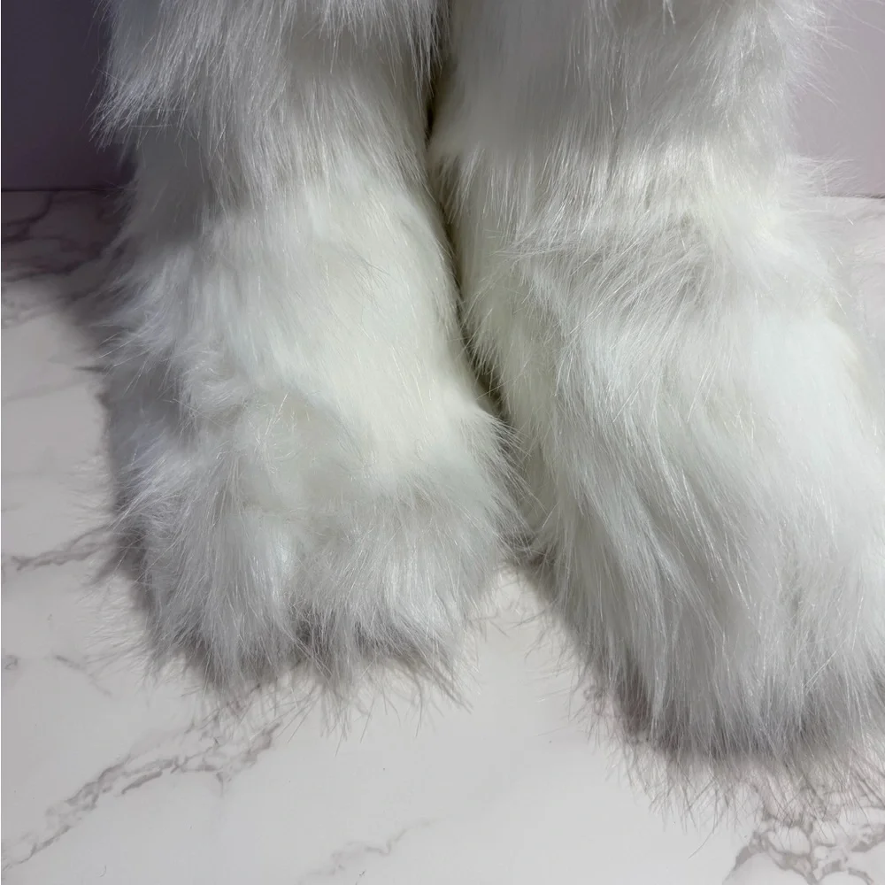 Carl Karida Women's White Faux Fur Boots -- 8.5